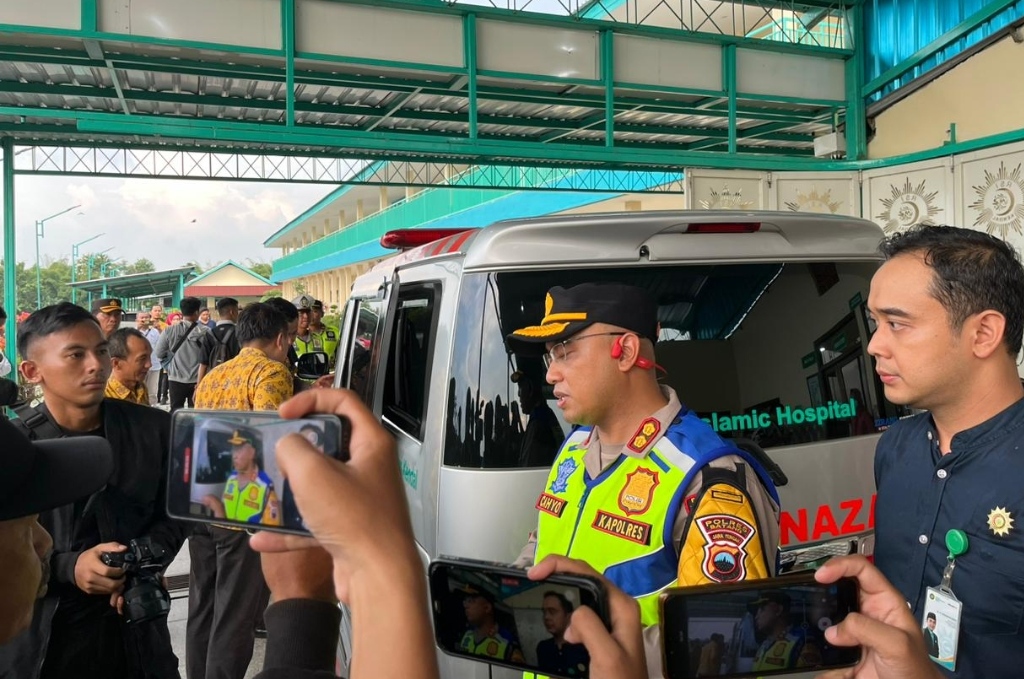 Polisi Lakukan Pengawalan Jenazah dan Layanan Trauma&nbsp;Healing