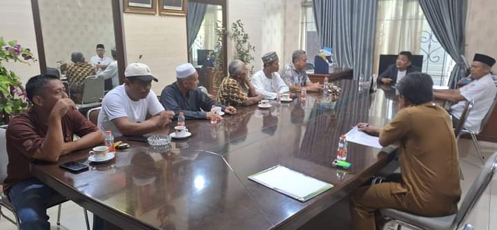 Masyarakat Kampung Alur Selebu Pertanyakan Izin Pembangunan PKS Ke DPRK Aceh&nbsp;Tamiang