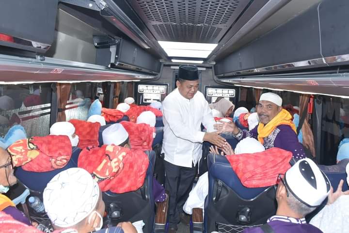 Kepulangan 180 Jamaah Haji Aceh Tamiang Disambut Oleh PJ Bupati&nbsp;Asra